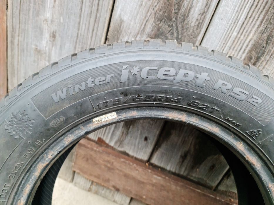 4 anvelope iarna Hankook 175 65 R14 82T