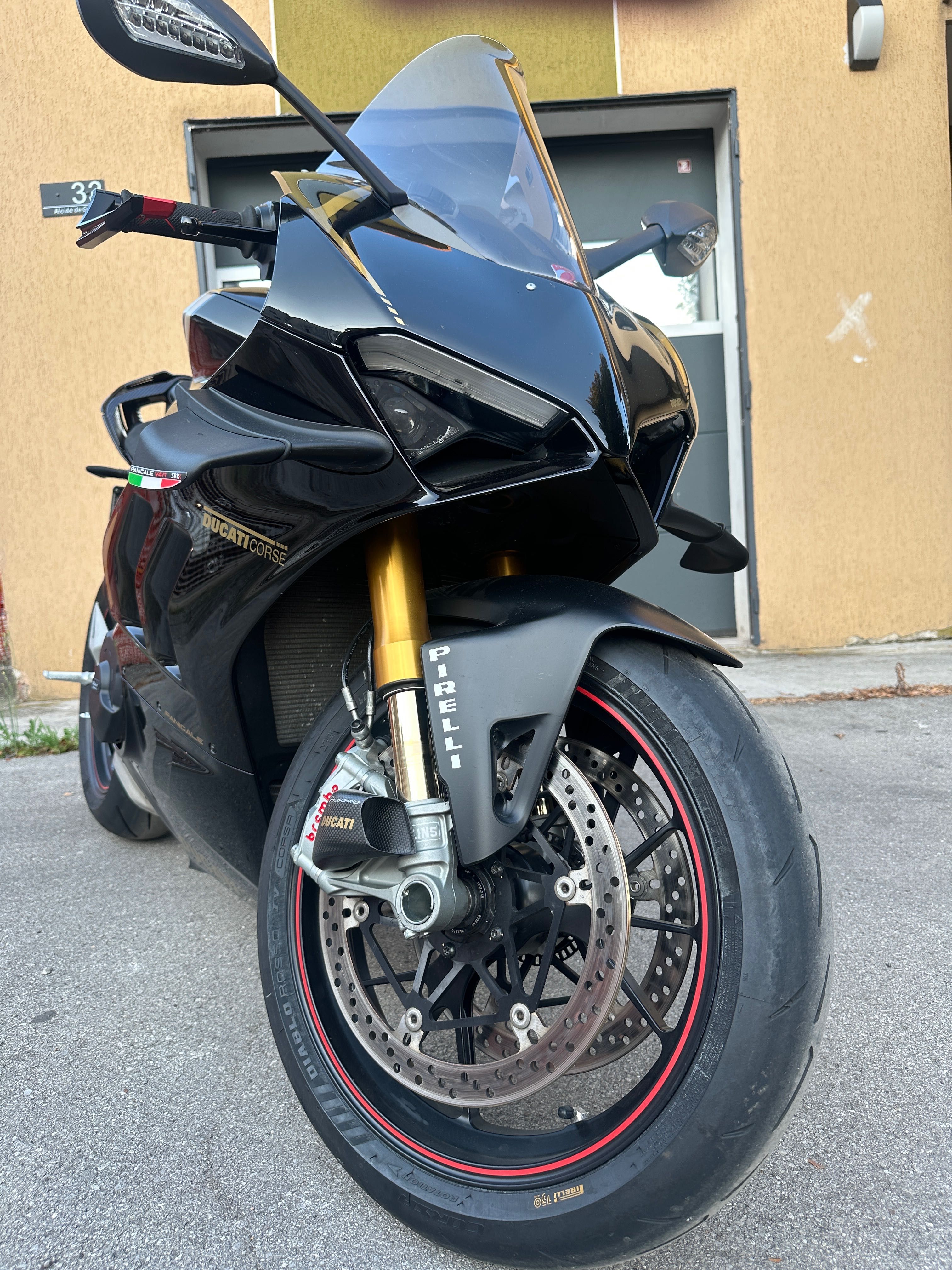 Ducati Panigale V4S
