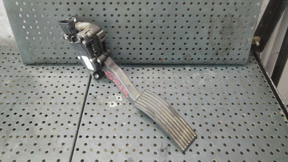 Pedala acceleratie 1.9 jtdm alfa romeo 159 939 6pv00886000 60695128