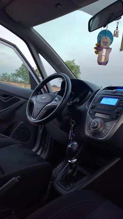 Vând Hyundai ix20