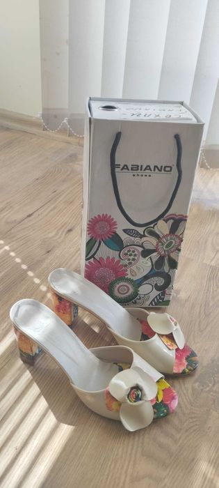 Дамски чехли с ток Fabiano