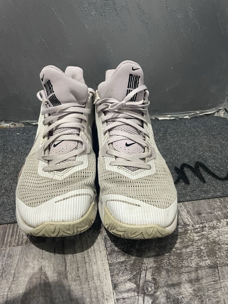 Оригинални маратонки Nike airmax