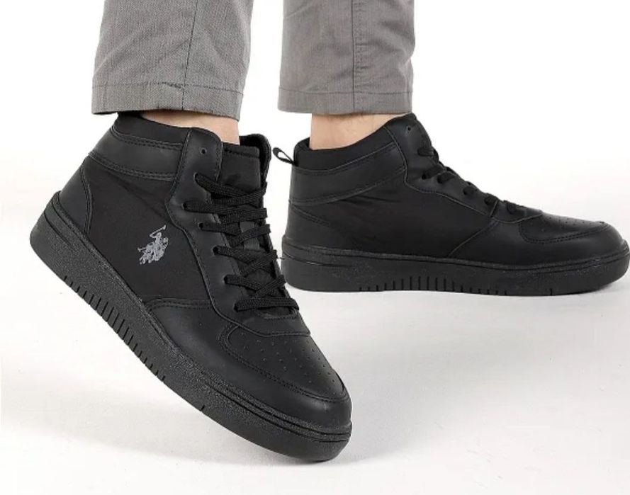 Продаётся мужские сапоги