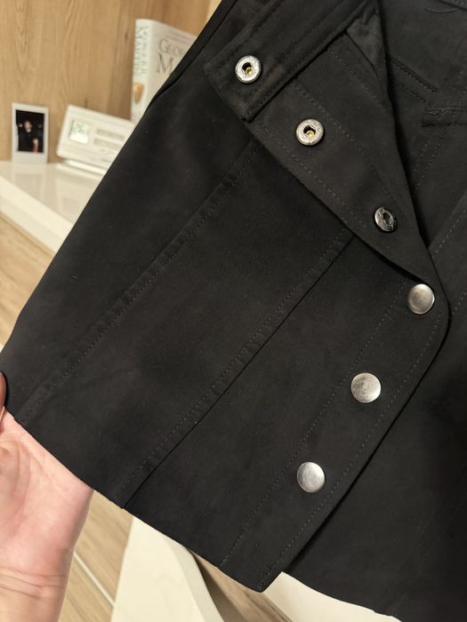 Fusta Zara XS din velur cu capse