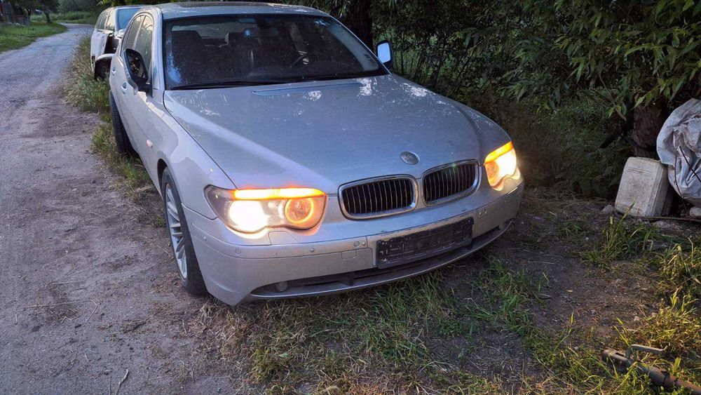 BMW 735i E65 - 2003г на части