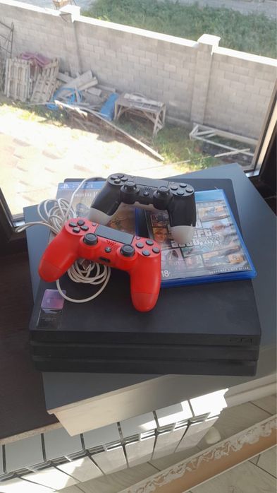 PlayStation 4 pro 1tb