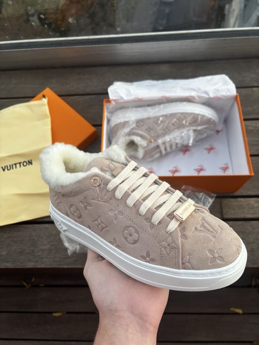 LV shoes brand new