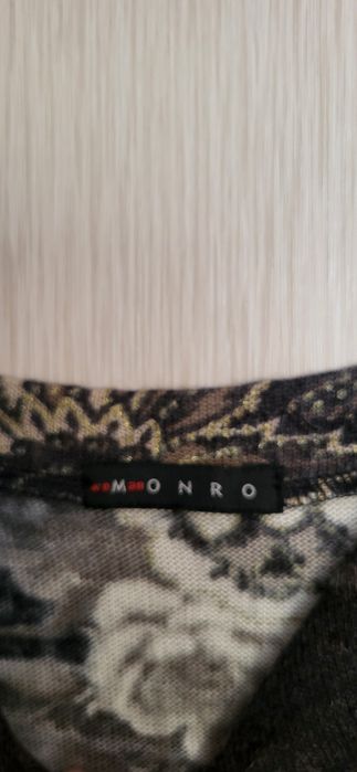 Красива дамска рокля