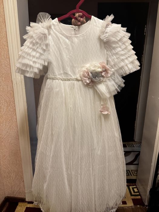 bayram kiyimi/вечкрний платие