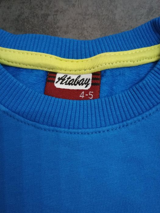 Нова блузка, ватирана 4/5 години