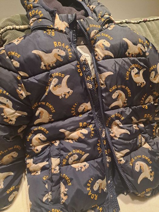 Детско яке с динозаври
