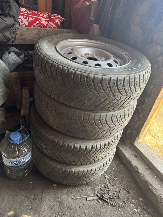 Продам шины с штампами