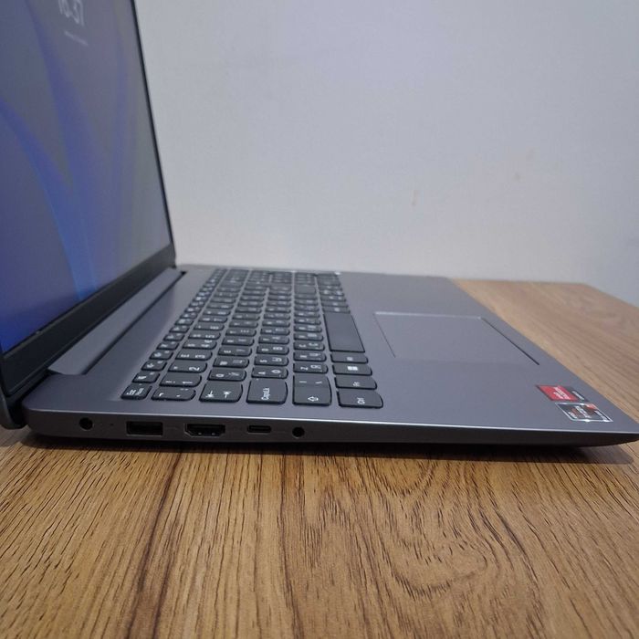 Ноутбук Lenovo Ideapad 3