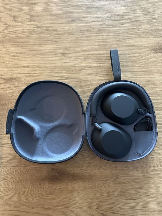 Sony WH-1000XM6 - на 2 часа