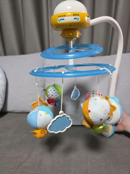 Carusel muzical bebe