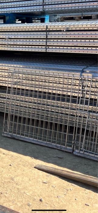 Rafturi metalice noi + polite plasa zn