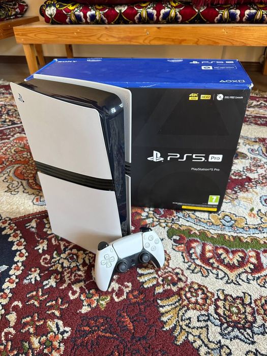 Play Station 5 Pro 2TB