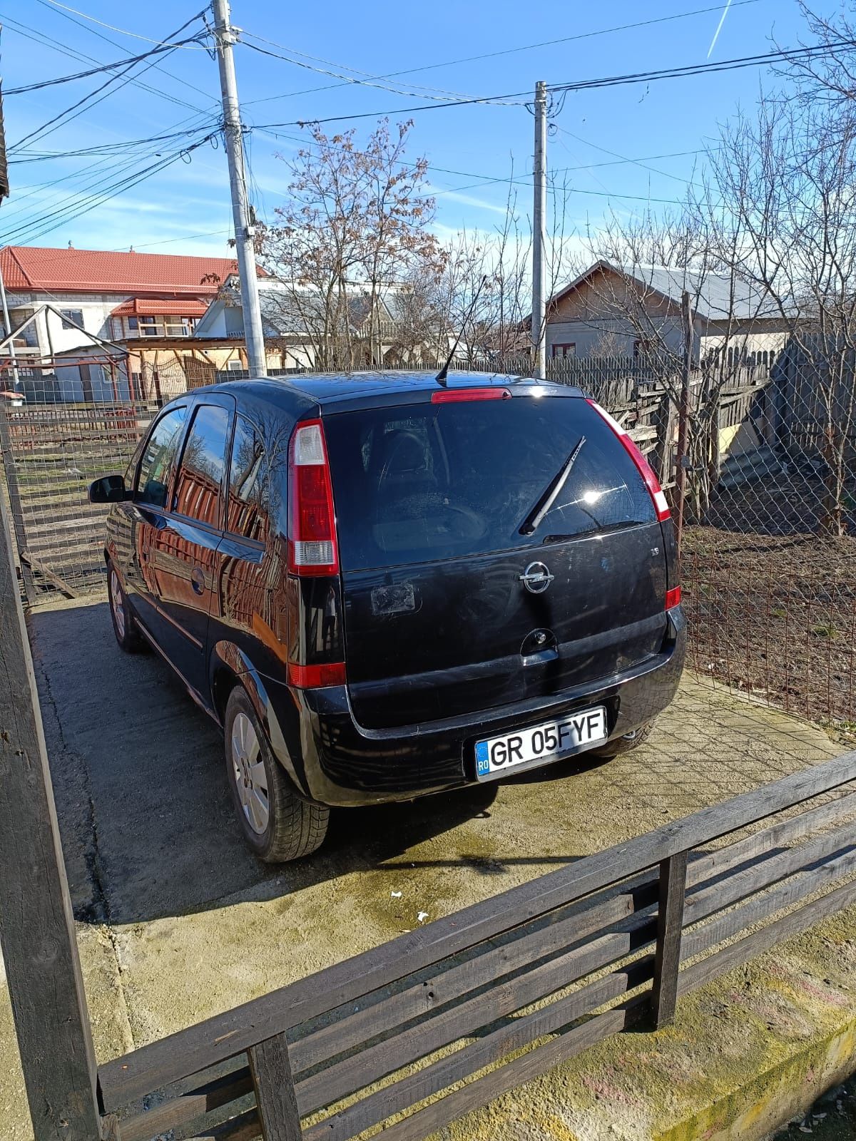 Opel. Meriva schimb cu ceva automat.