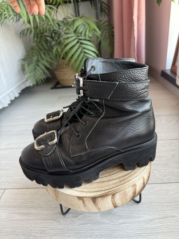 Bocanci MOJA Combat