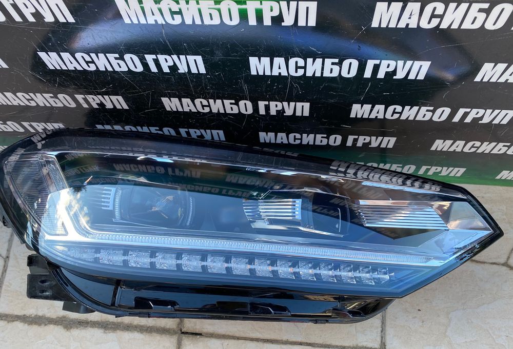 Фар far десен фарове Full Led за Фолксваген Туаран Vw Touran 5T