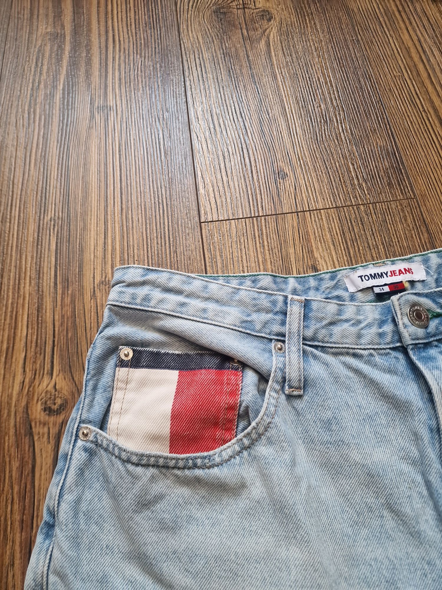 Страхотни дамски дънки moms fit TOMMY HILFIGER, размер 34 / 32