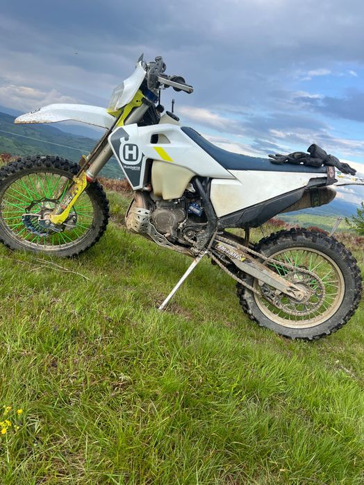 Vând Husqvarna Enduro