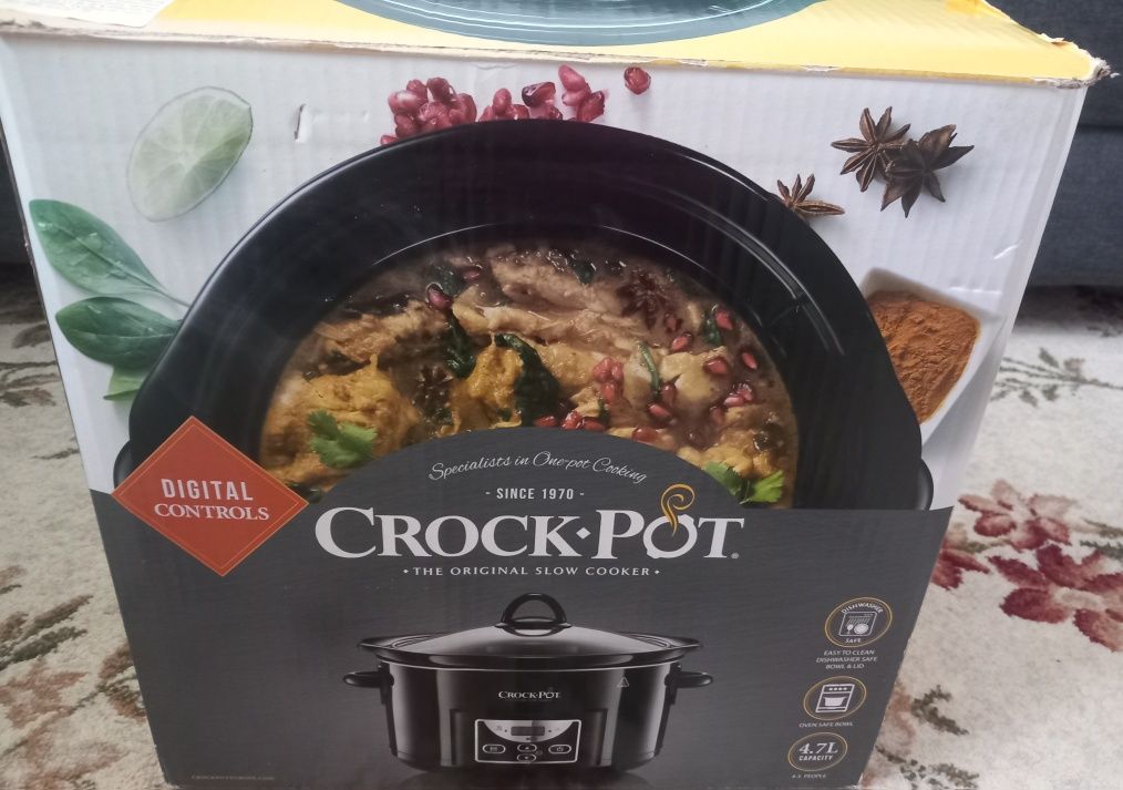 Crock pot 4.7 L slow cooker digital