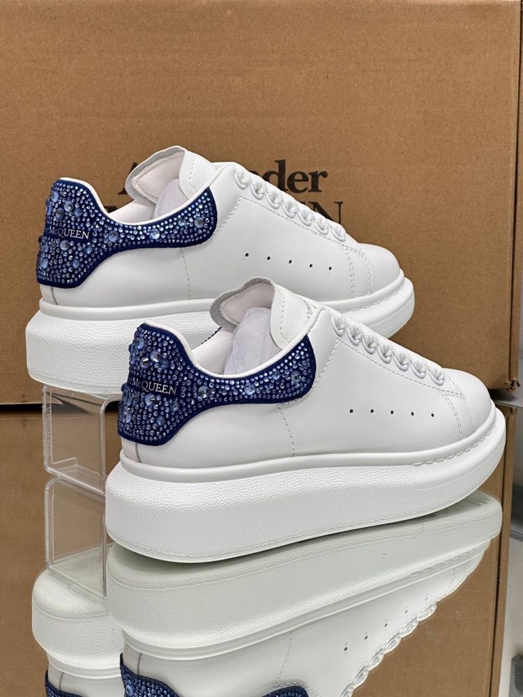 Alexander McQueen  36-45
