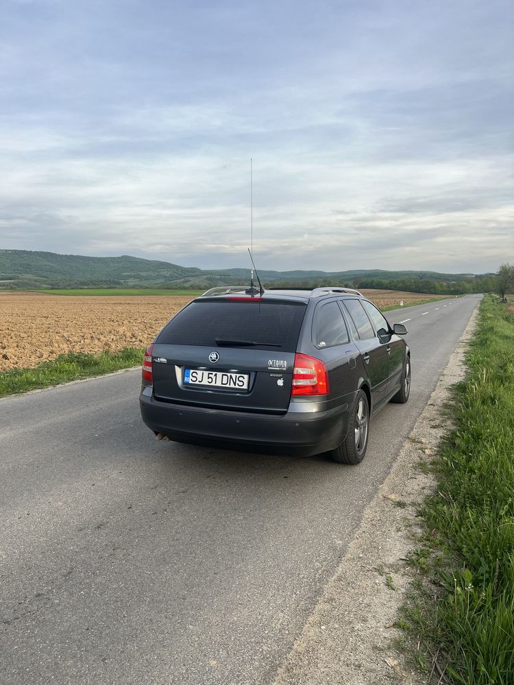 Vând Skoda Octavia an 2008