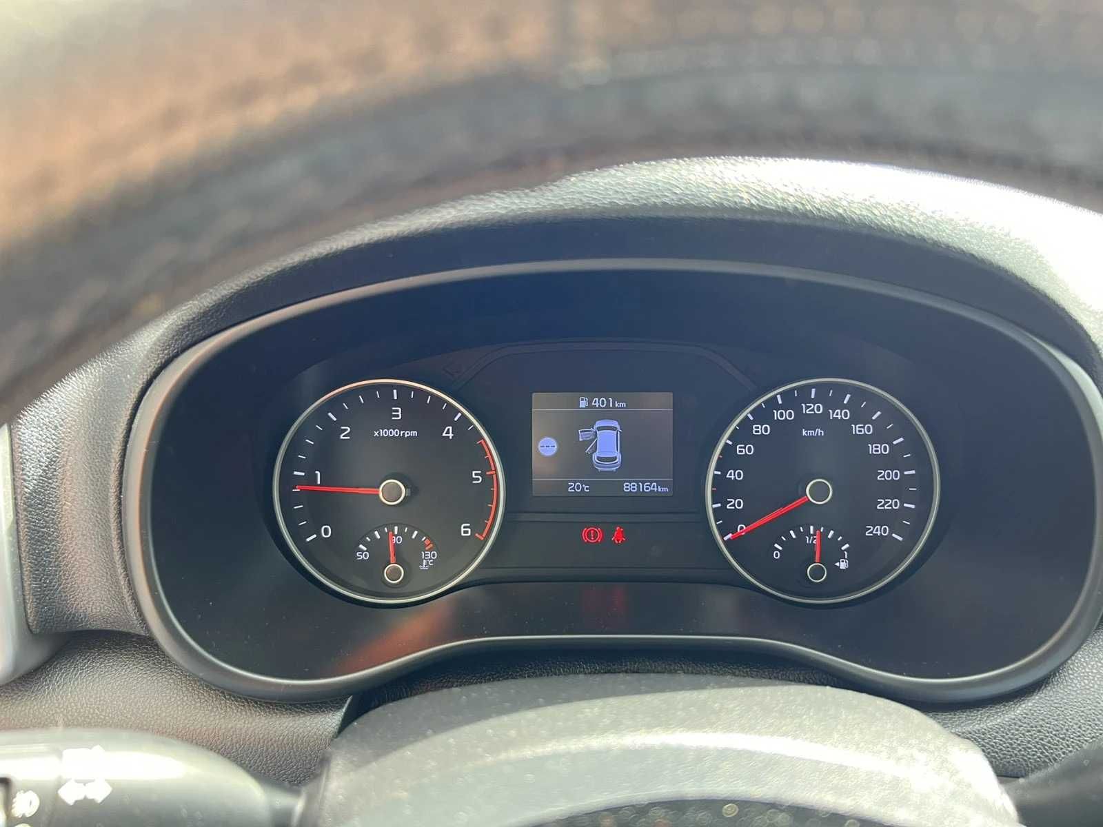 Продавам Кия Спортидж