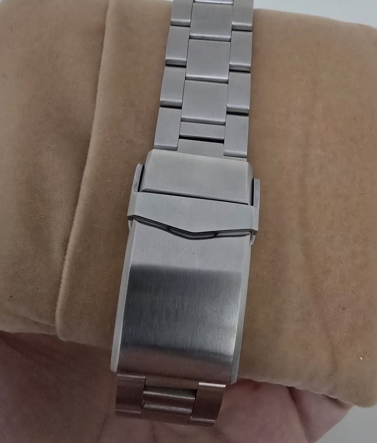 Часовник сейко baby mm200
