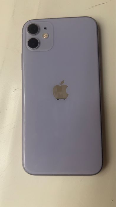Продам iPhone 11