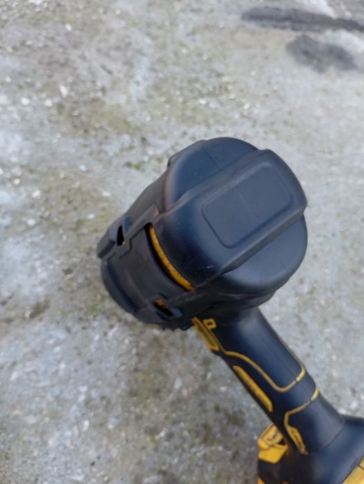 Протектор за ударен гайковерт DeWalt DCF