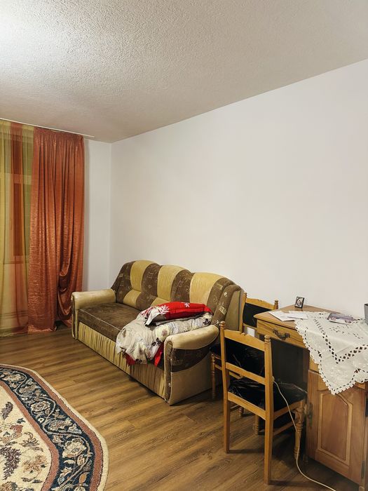 Garsoniera onesti bacau