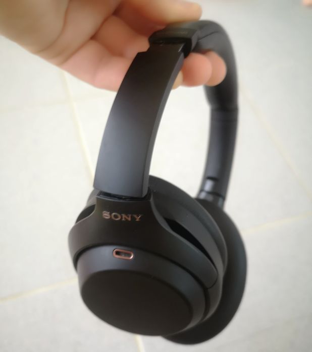 Căști Sony WH-1000XM4