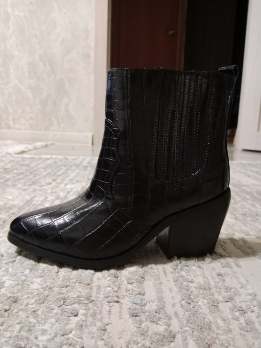 Продам новые казаки