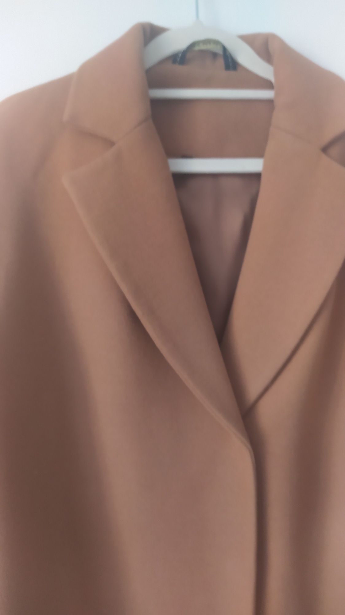 Продам кашемировое демисезонное женское пальто . Размер 44,.