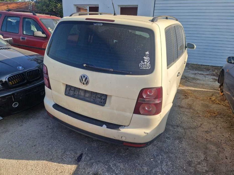VW Touran 1.9tdi BLS 7ав за части
