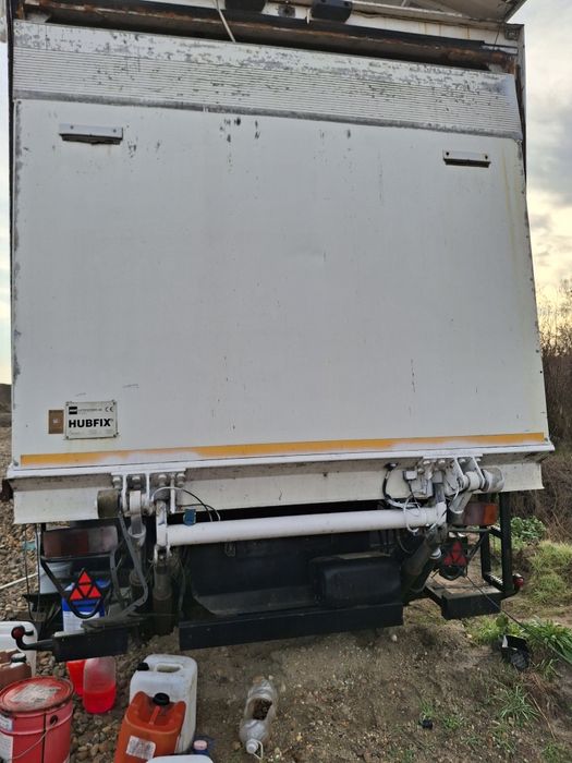 Vind lift semiremorca cub frigorific