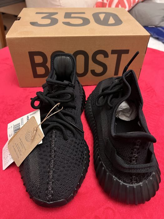 Adidas Yeezy Boost 350 V2 Onyx – Noi, cu etichetă!