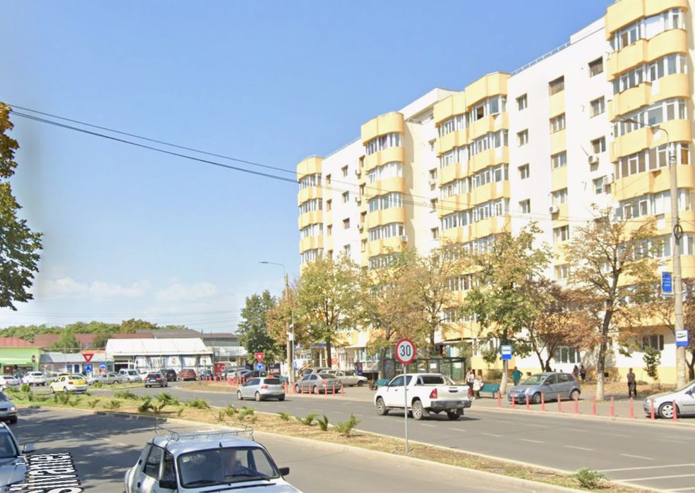 Apartament 2 camere decomandat, etaj 2, central Unirii Nord zona TOP