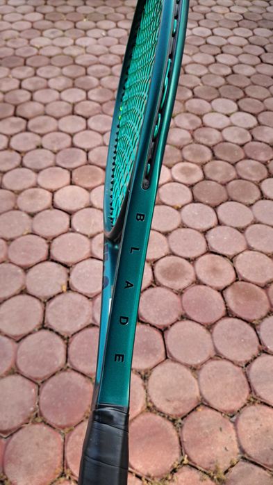 Wilson Blade 98 V9 18x20 305g L2