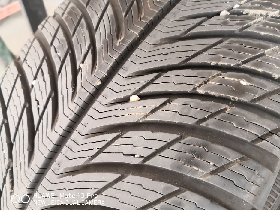 235 60 18 цола гуми като нови Michelin dot21  22