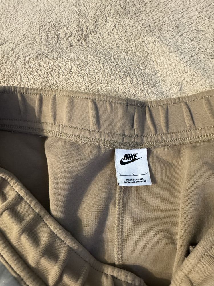 Nike tech fleece