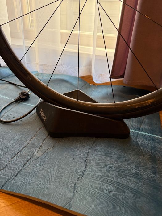 Trainer Tacx Flux 2 Smart