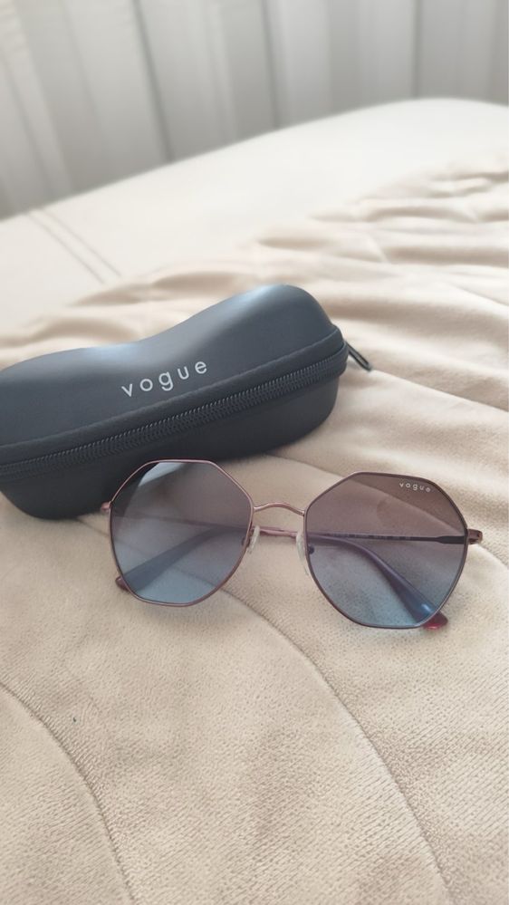 Слънчеви очила VOGUE