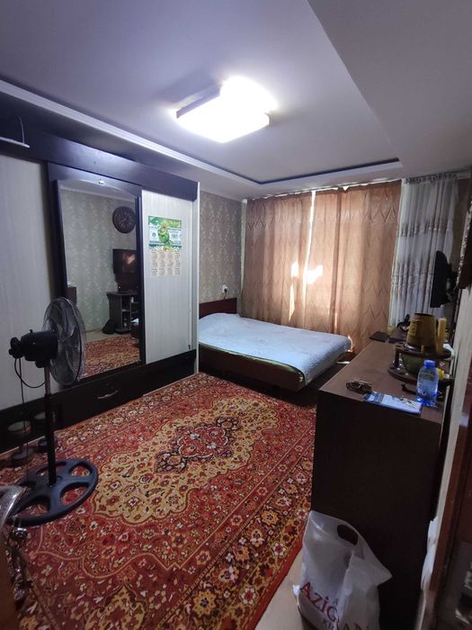 Продам 3х комнатную кирпич балкон 2х6 Учтепа