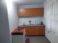 Închiriez apartament cu o camera