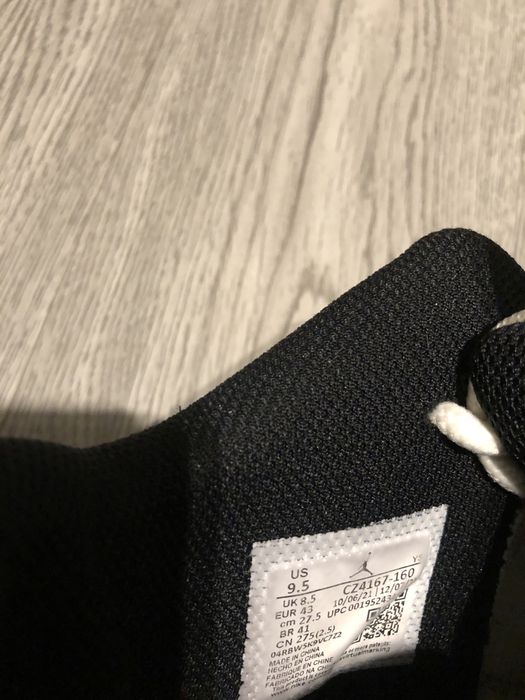 Jordan MAX AURA 3