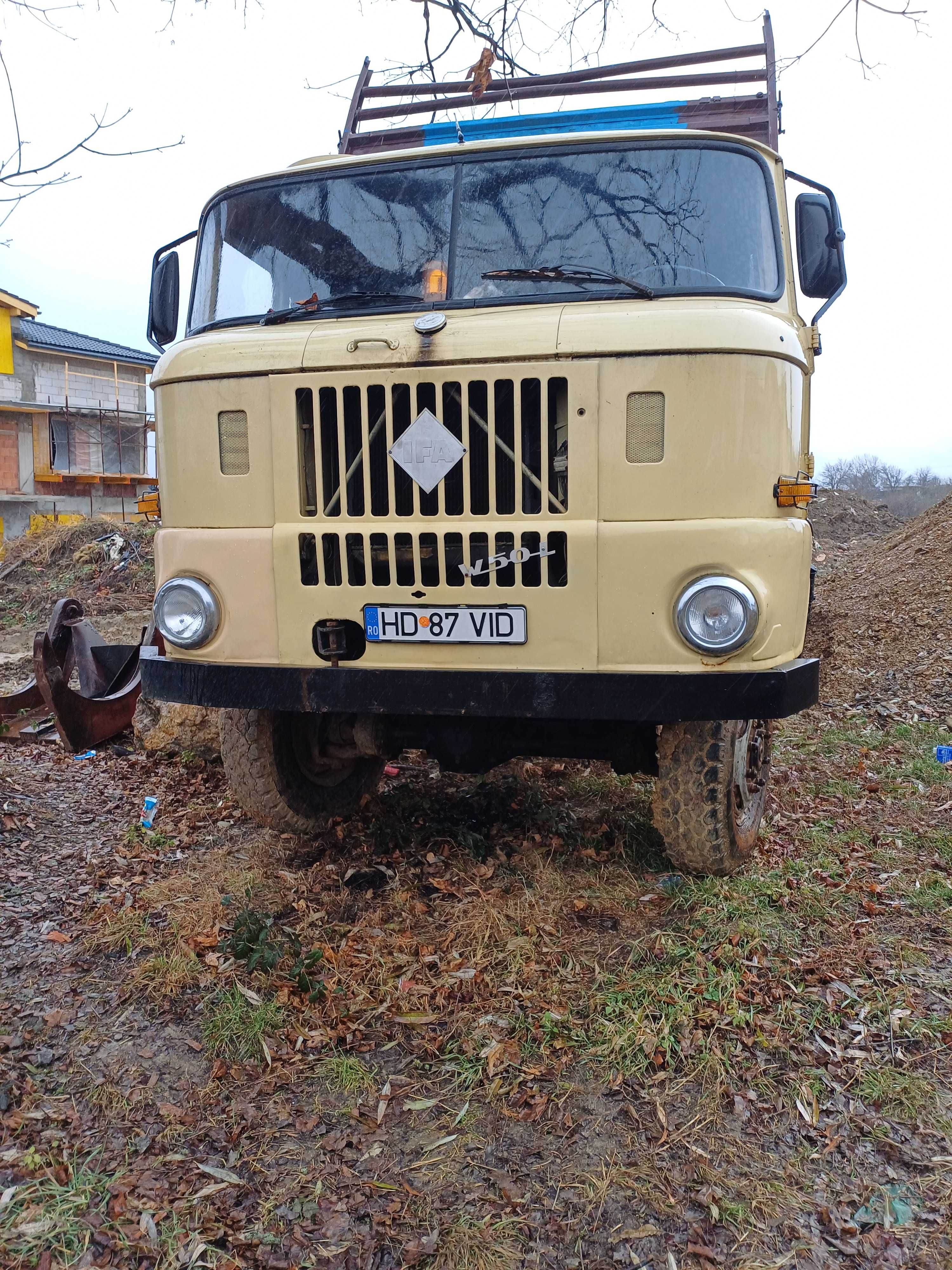 Camion IFA W50 4×4